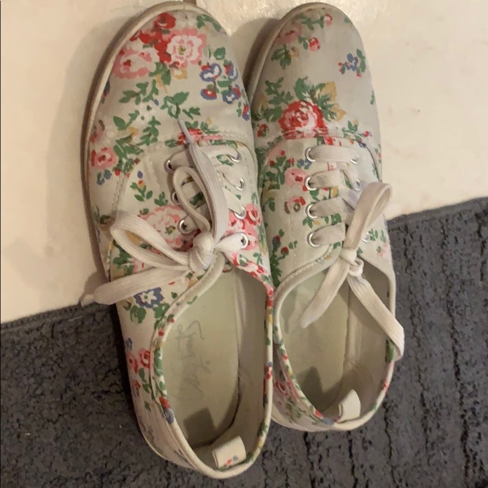 Cute flower shoes